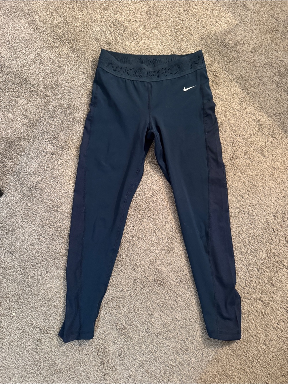 Nike Pro' Navy Blue Performance Leggings